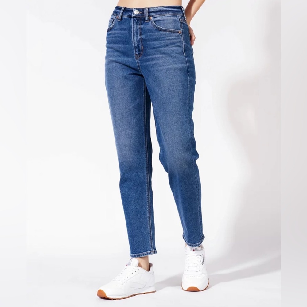 American Eagle Stretch Mom Denim Straight Jeans Size 4